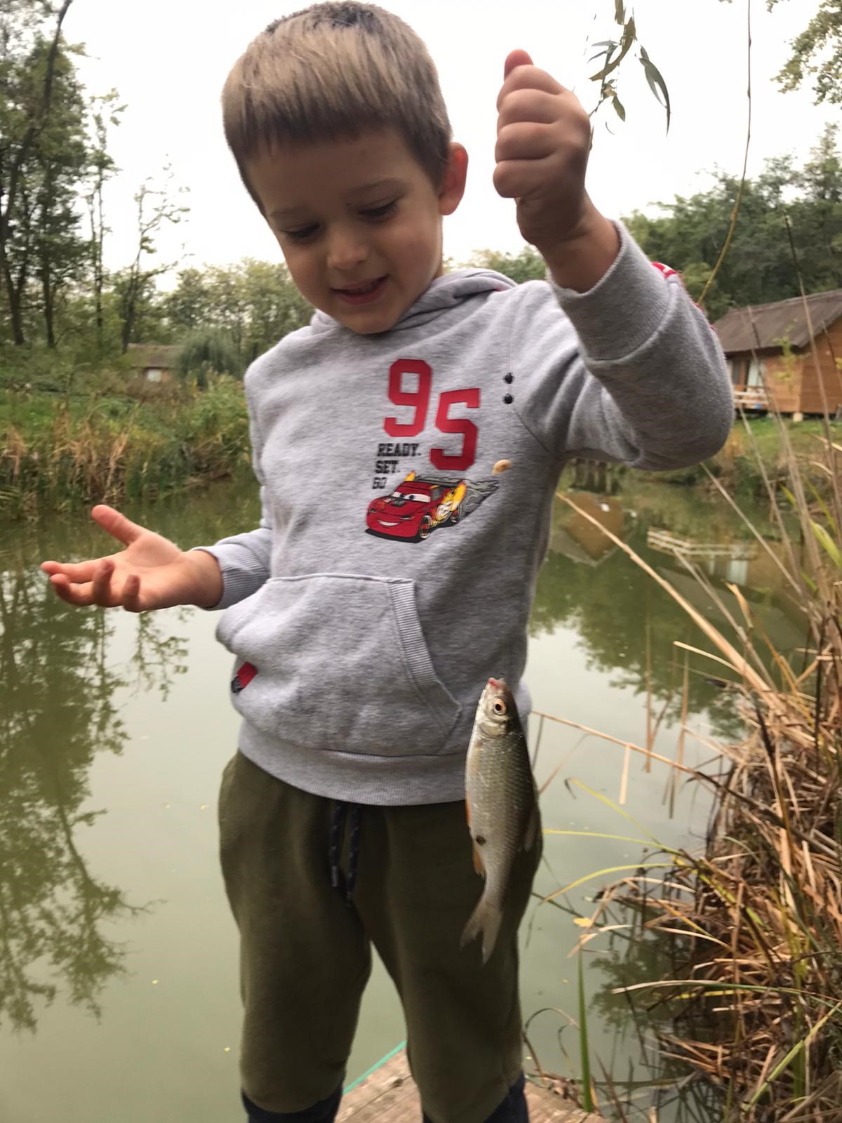 Zaga Zaga - VladMateianucuunpesteprinslazagazaga.jpg